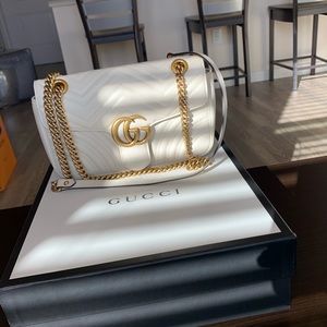 GG Marmont Small Matelasse Shoulder Bag